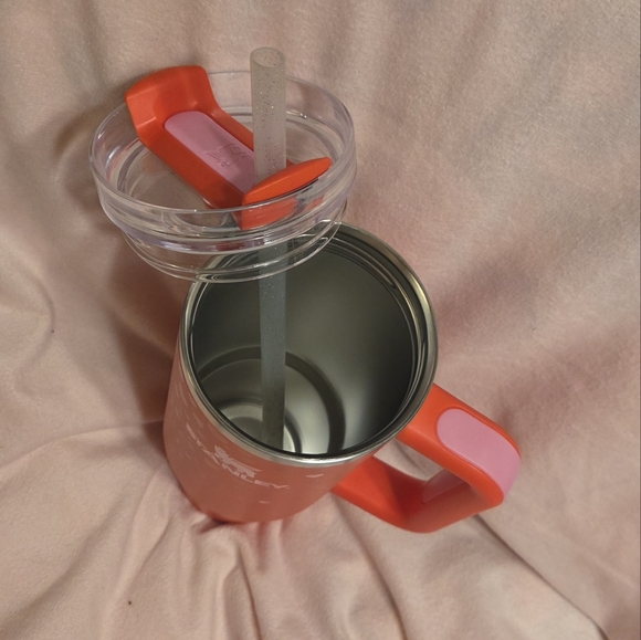 Stanley Heart Pattern Red Mug with Straw 30oz EUC will Come With New Straw. - Picture 4 of 4